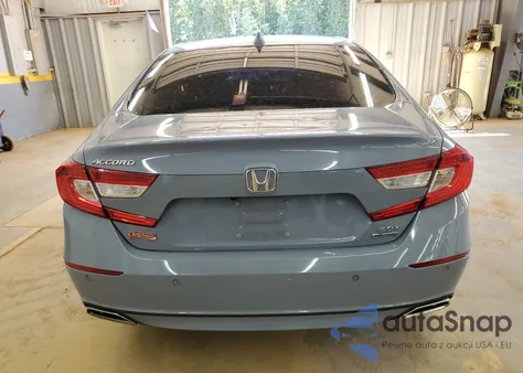 2022 Honda Accord Touring from USA, damaged, VIN 1HGCV2F96NA005576